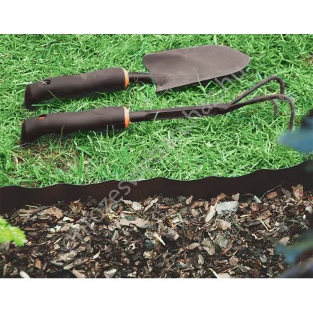 Bradas univerzális ágyásszegély barna 9m x 15cm